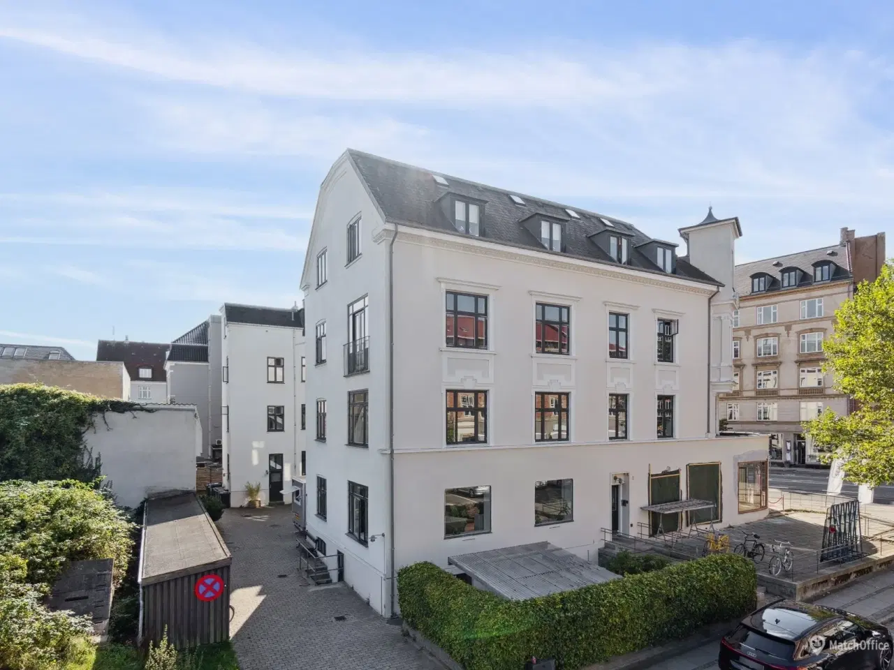 Billede 1 - Moderne kontor midt i Hellerup.