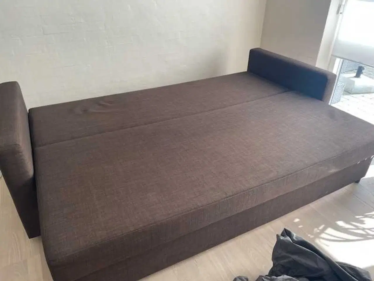 Billede 3 - Brun sove sofa