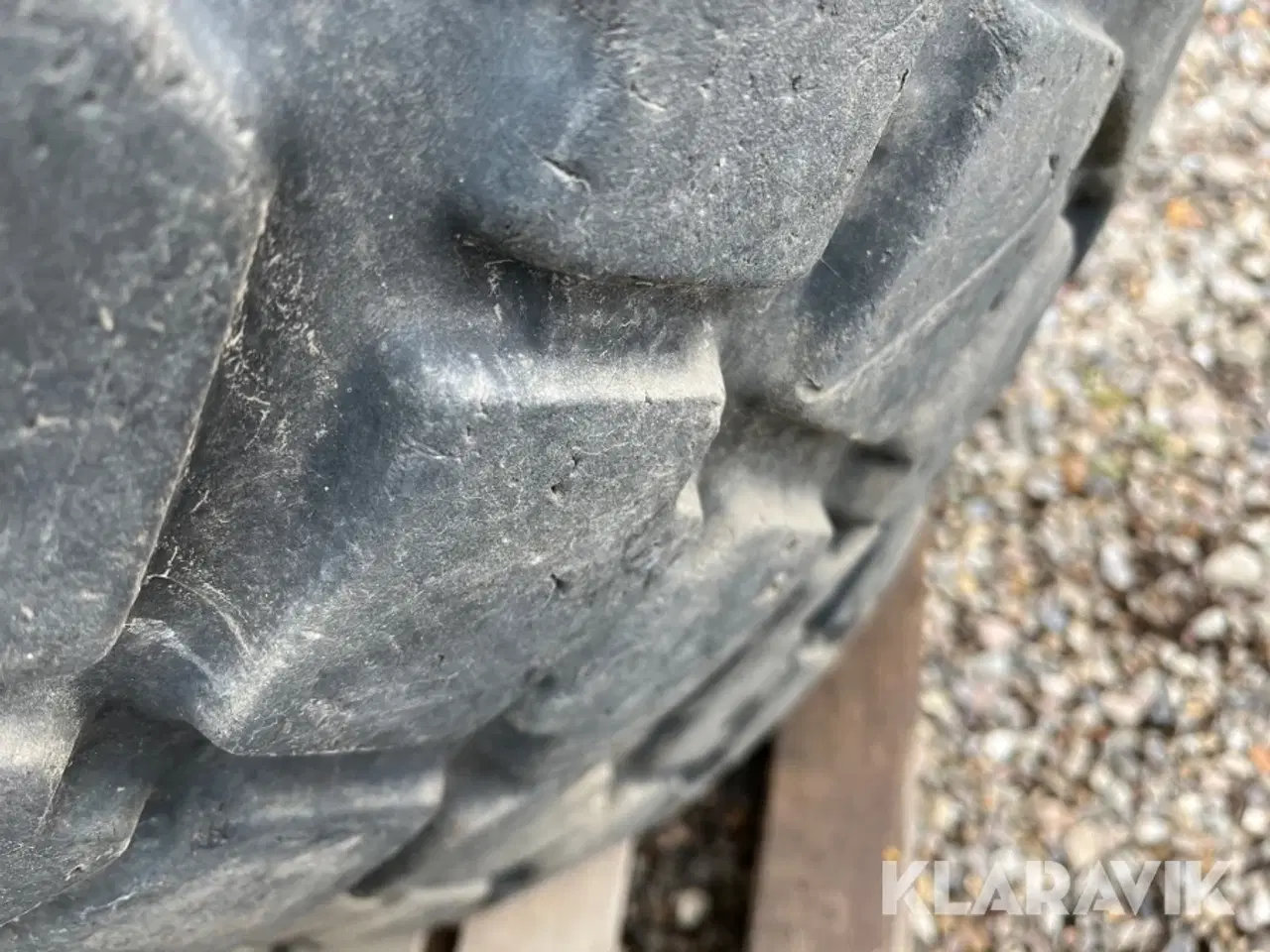 Billede 9 - Dæk 335/80 R 20 MICHELIN