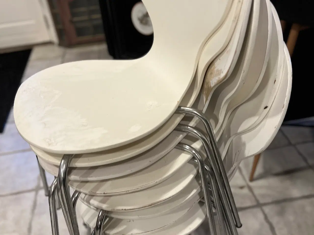 Billede 3 - Spisebord stole /skalstole