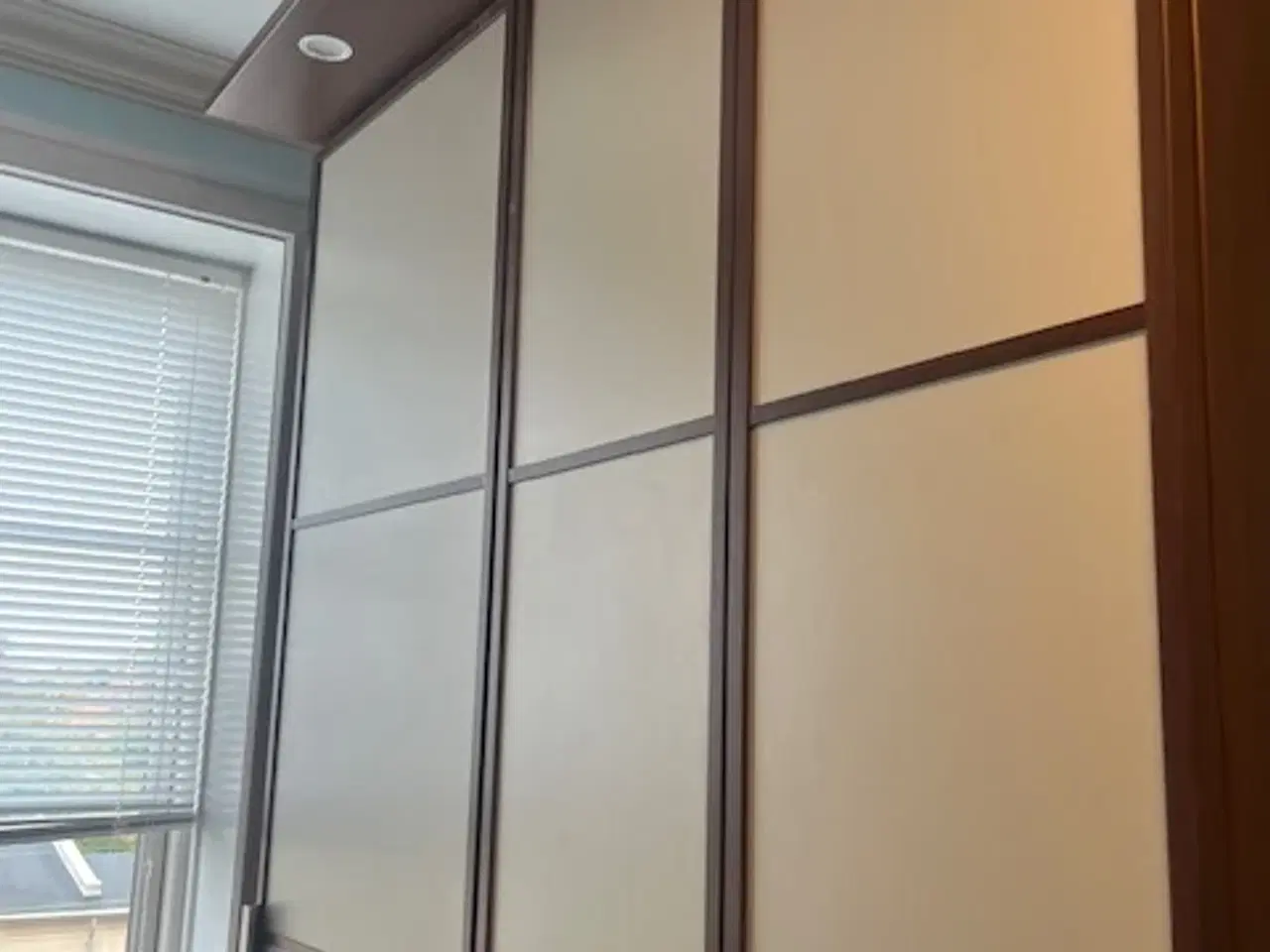 Billede 2 - Flot skab gives væk gratis