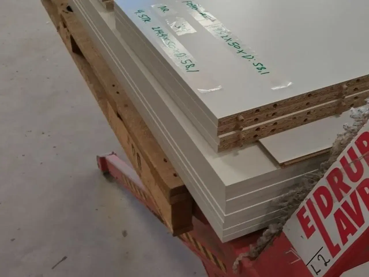 Billede 8 - 4 stk. usamlet højskabe H: 214,4 x B: 50 x D: 58,1 cm uden låger.