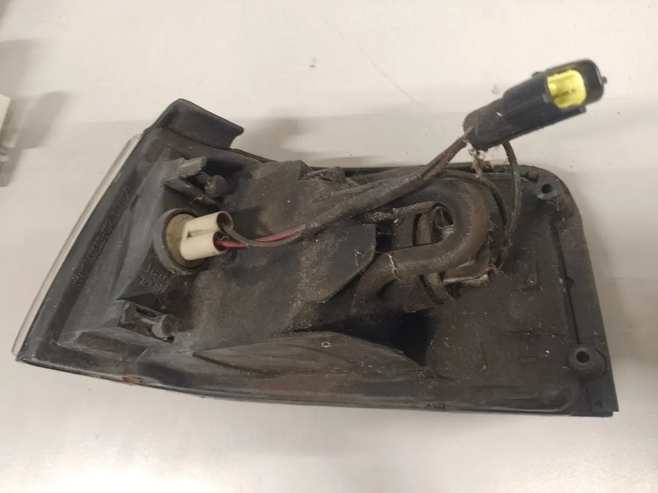 Billede 1 - Mazda 323 BG forreste blinklys