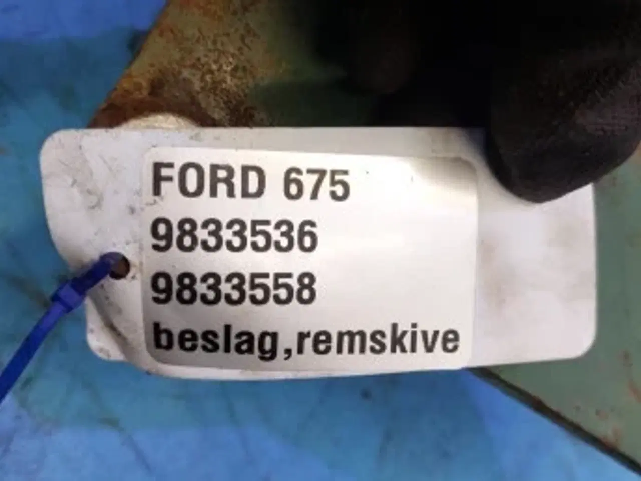 Billede 2 - Ford 675 Beslag Remskive 9833536