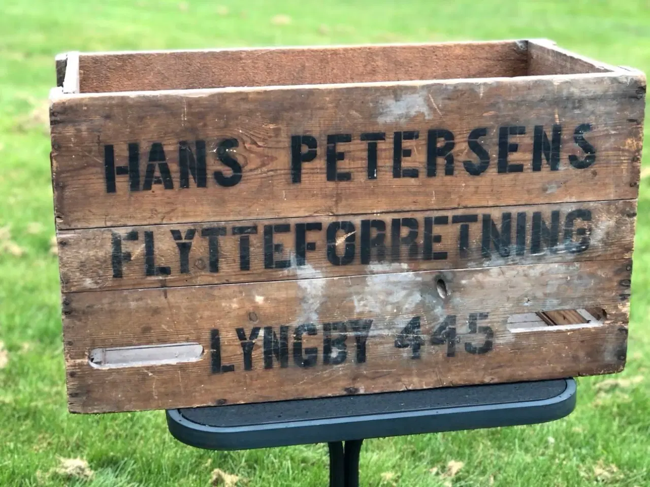 Billede 4 - Stor gammel flyttekasse i træ.