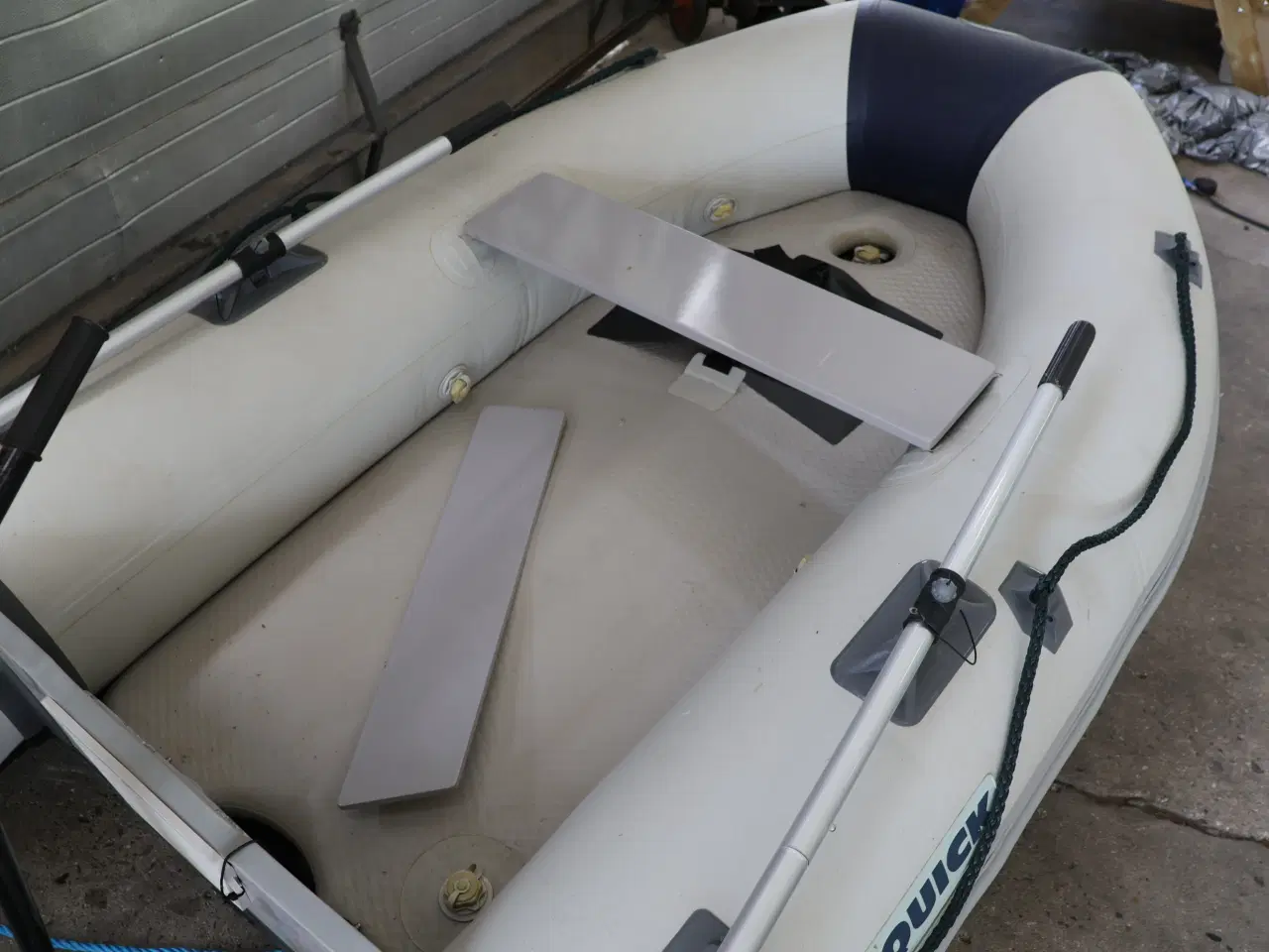Billede 3 - Aqua Quick gummibåd type DI-260 m/påhængsmotor