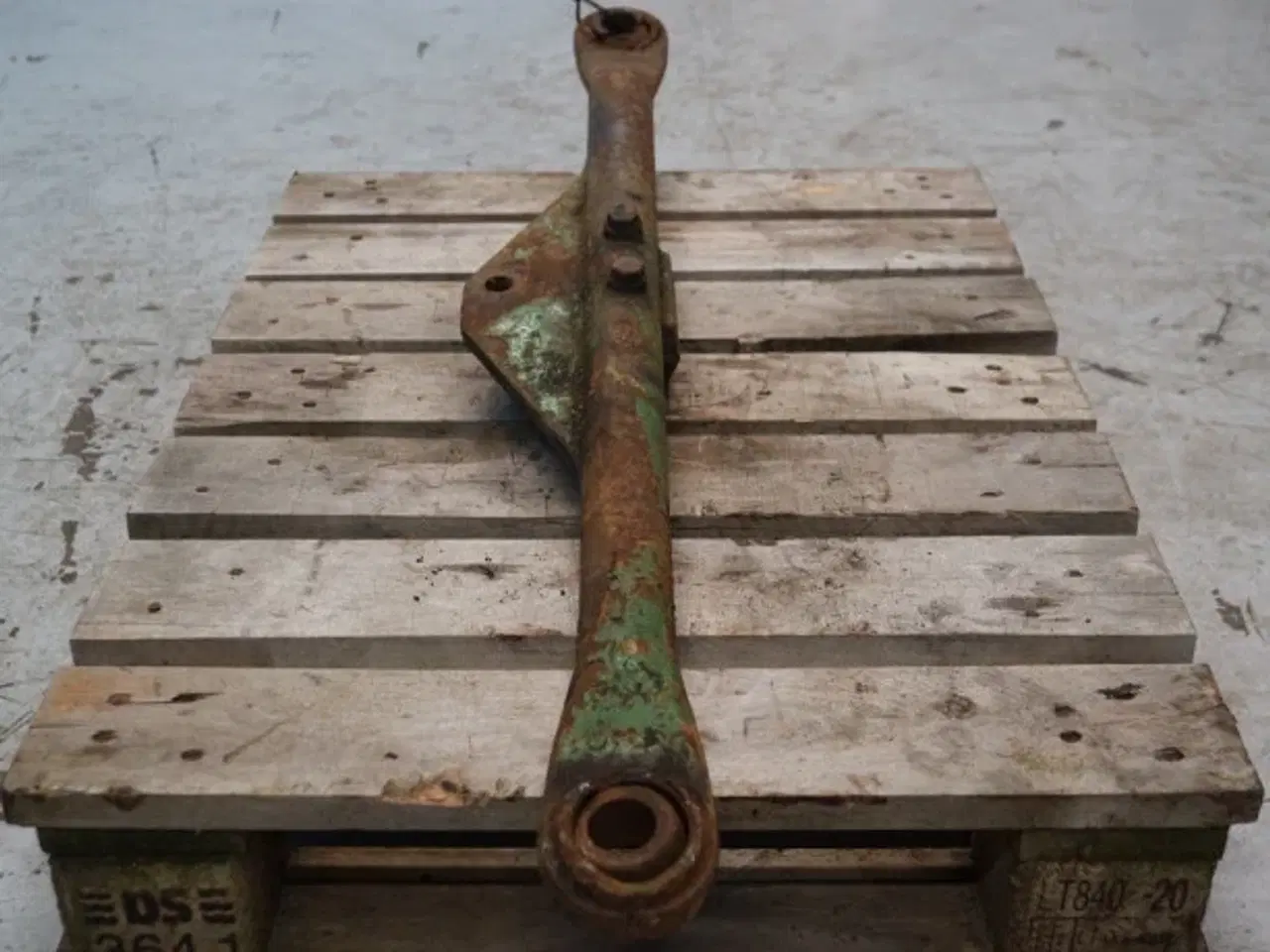 Billede 4 - John Deere 2450 R.H. Liftarm AL26682