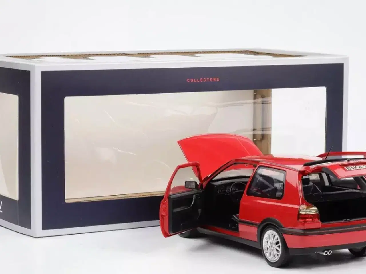 Billede 6 - 1:18 VW Golf GTI 3 20 års Edition 1996