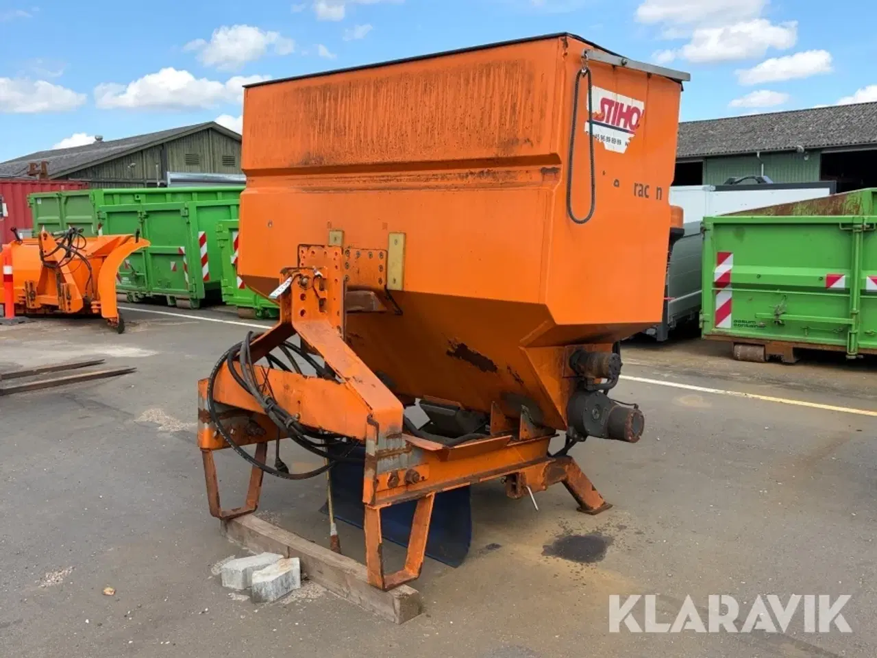 Billede 1 - Liftophængt saltspreder Bucher Tracon 1200 FS