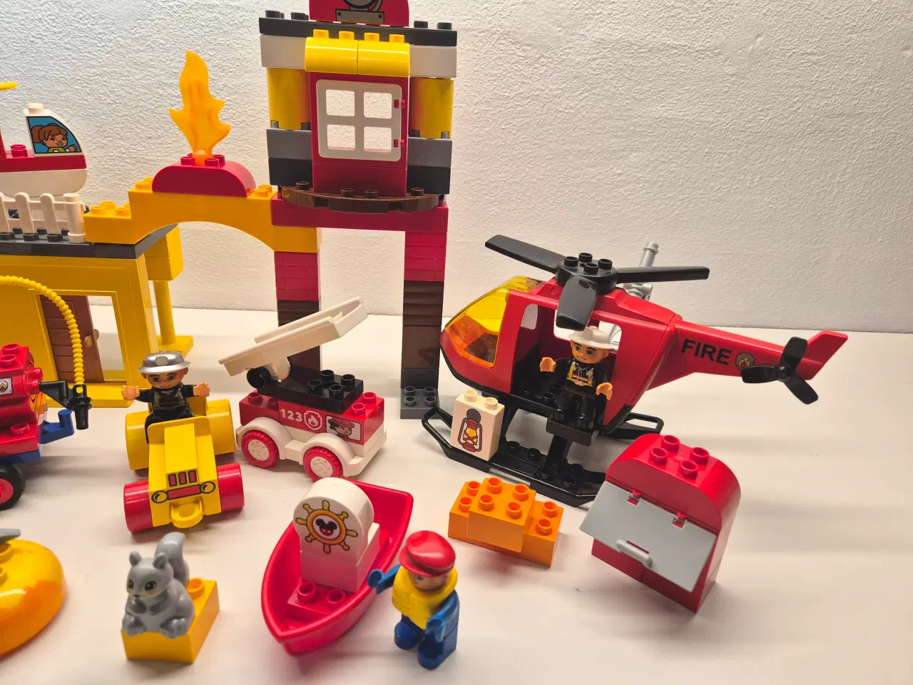 Billede 2 - Duplo Brandstation, Stor redningshelikopter