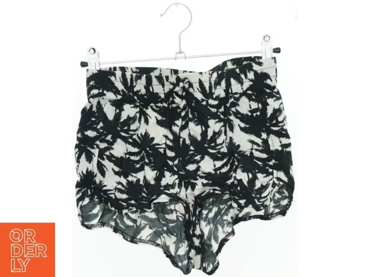 Billede 2 - Shorts fra H&M (str. 140 cm)