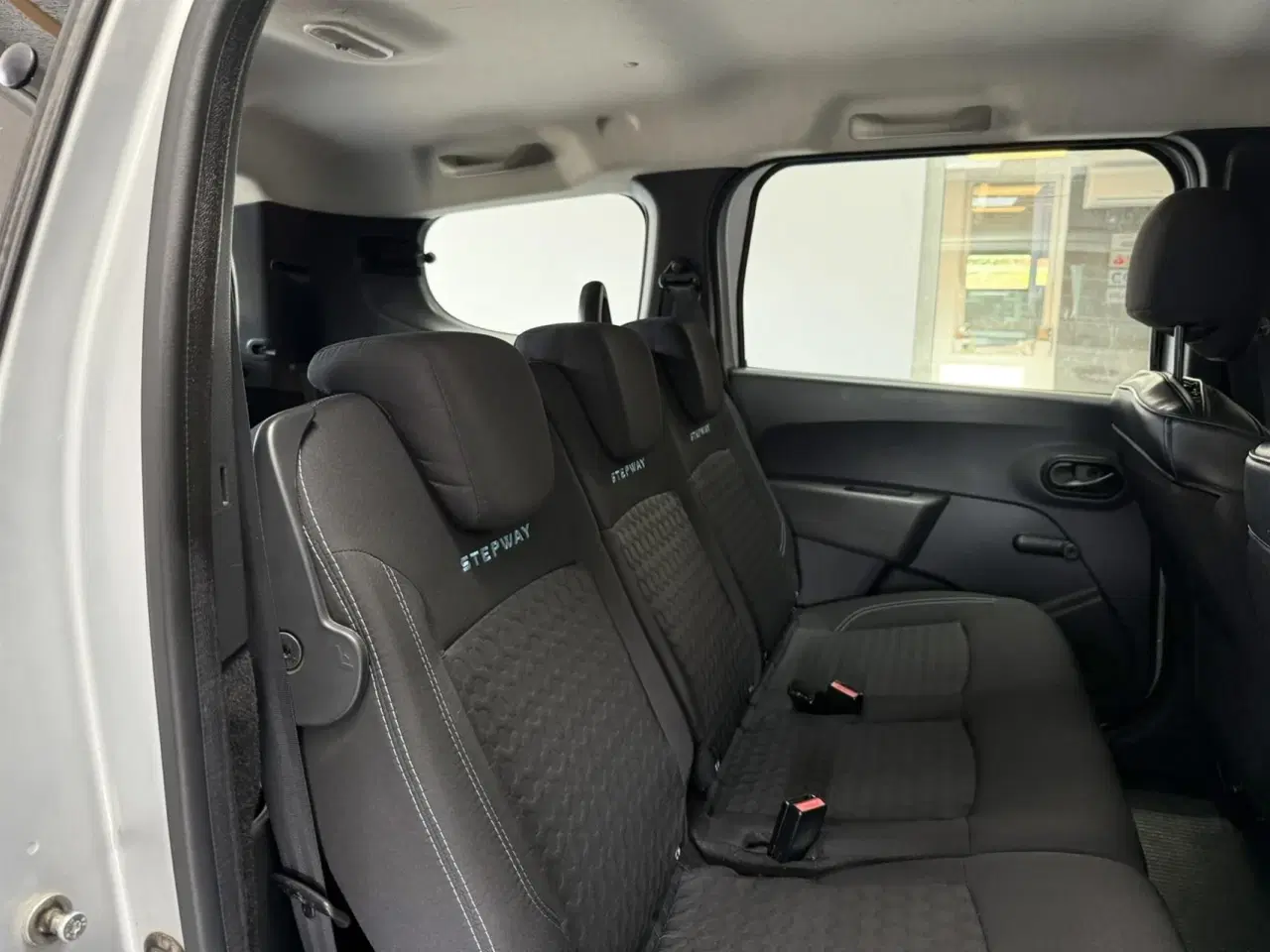 Billede 9 - Dacia Lodgy 7 Sæder 1,5 DCi Stepway Prestige Start/Stop 90HK