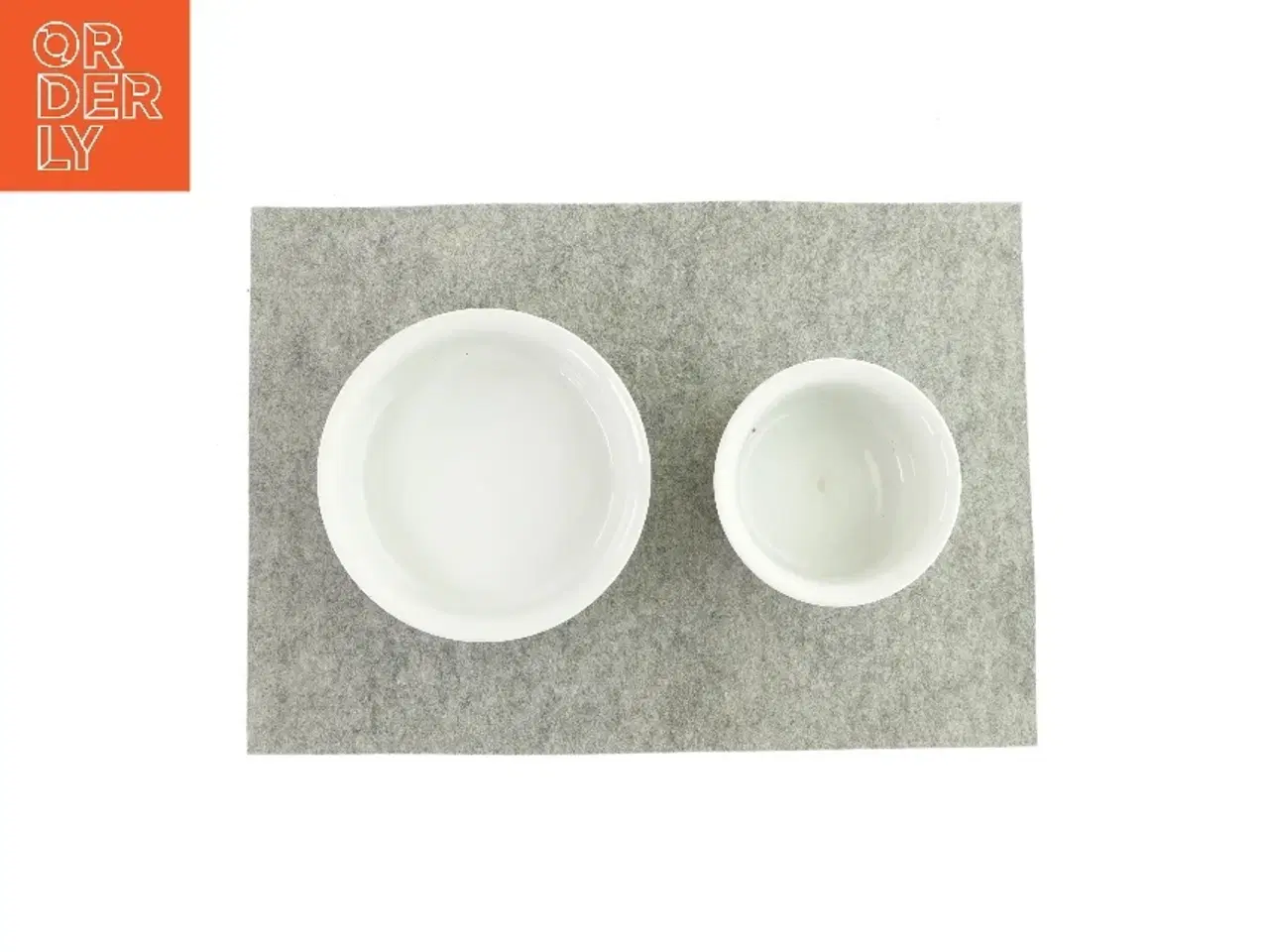 Billede 2 - Forskellige skåle (2 stk) fra Pilvuyt (str. HØ: 7x24 og 10x18)