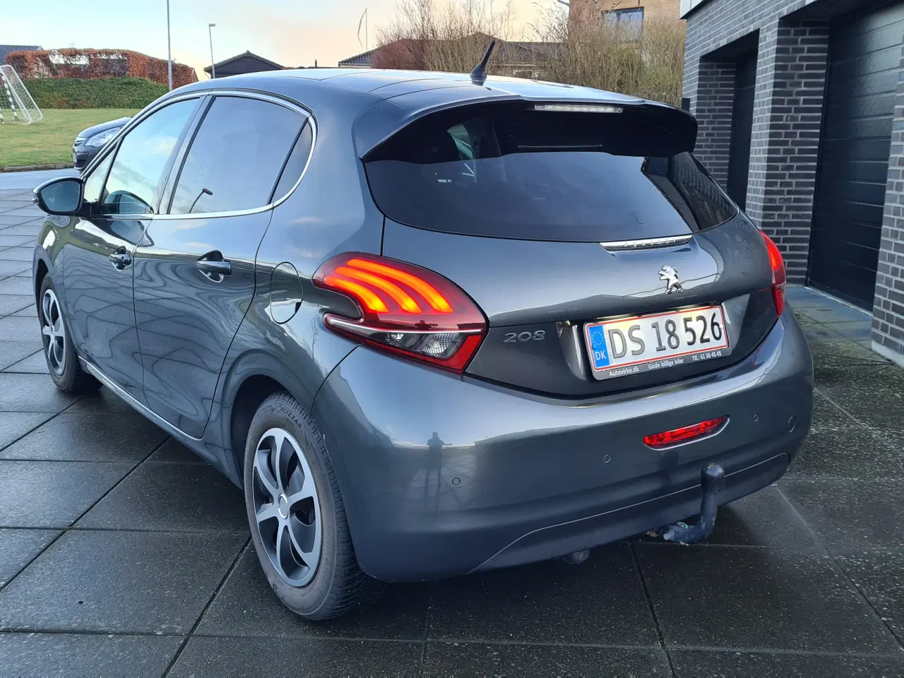 Billede 3 - Peugeot 208 1,6 BlueHDi Desire Sky 100H