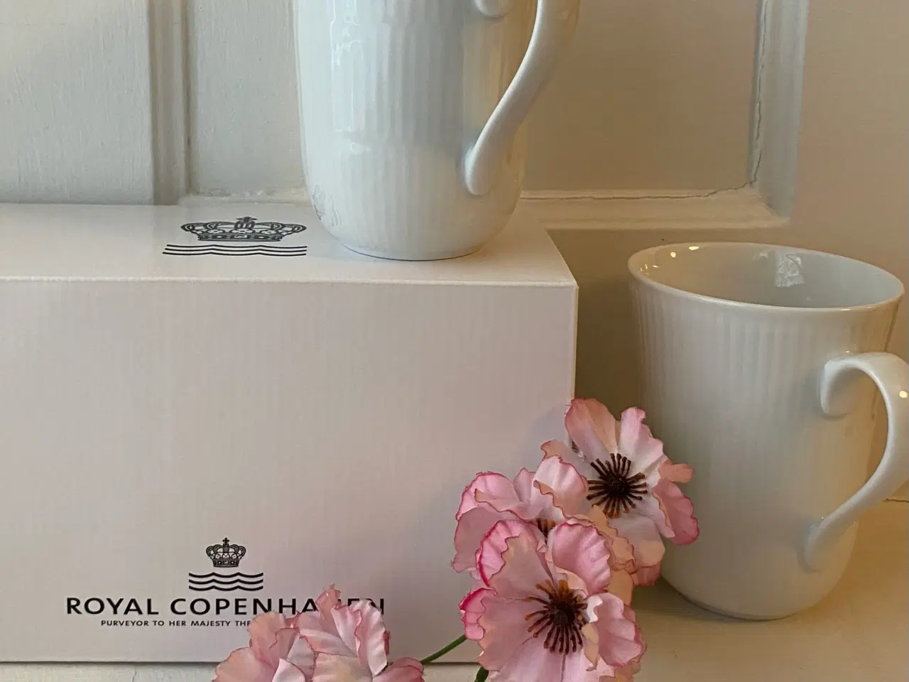 Billede 1 - Nyt og ubrugt: Yndigt sæt tidløs RC riflet krus (2