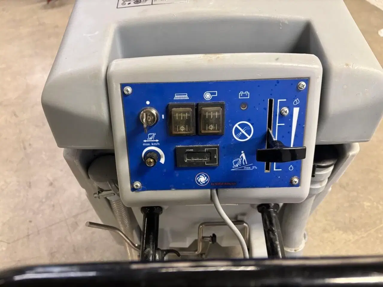 Billede 7 - Gulvvasker NILFISK BA 450