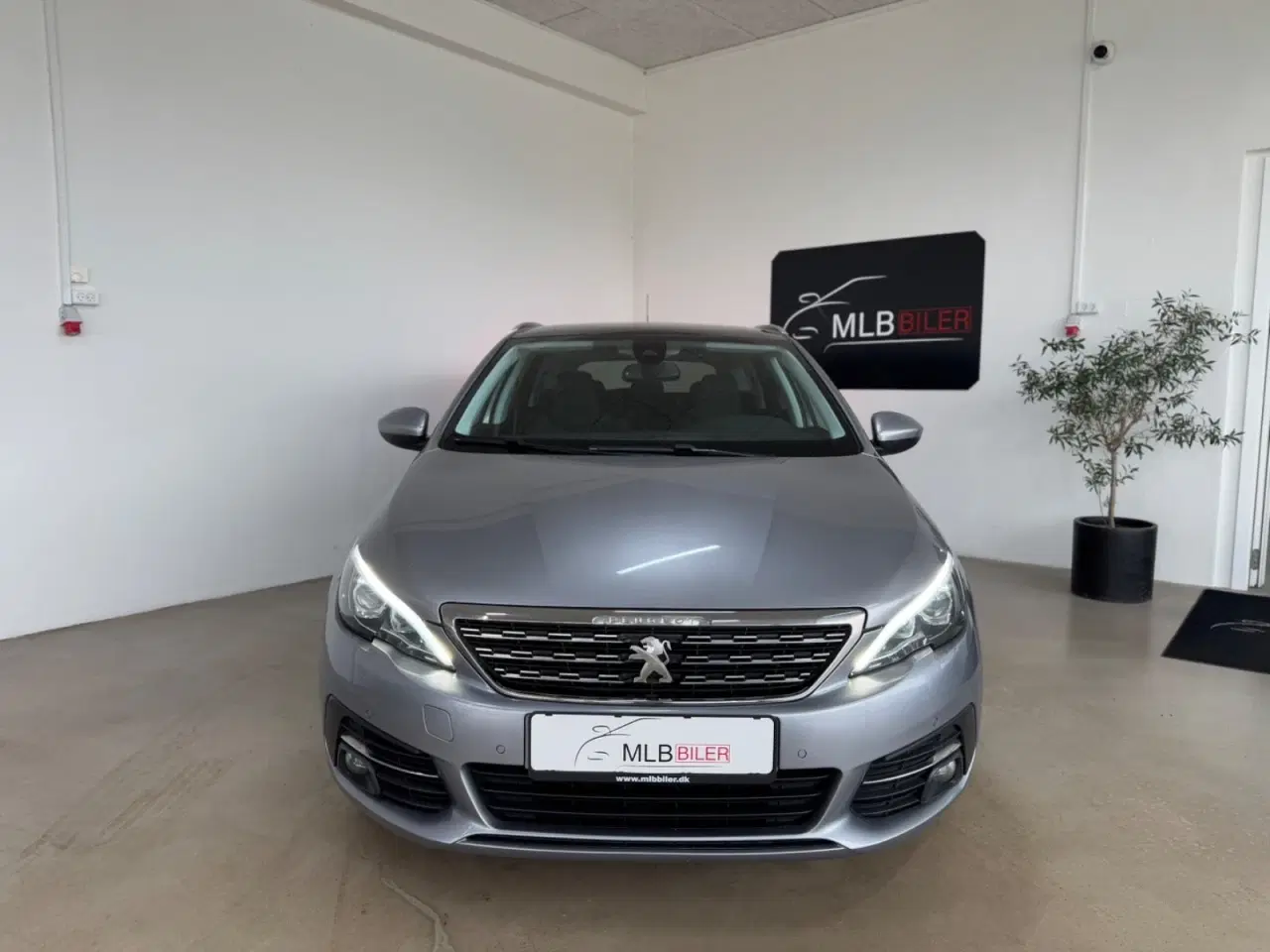 Billede 3 - Peugeot 308 1,6 BlueHDi 120 Allure Sky SW