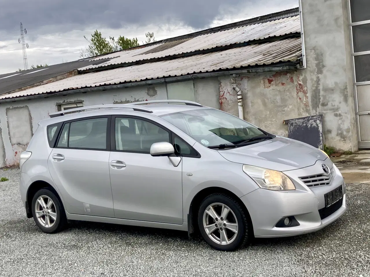 Billede 4 - Velholdt Toyota Sportsvan Nysynet