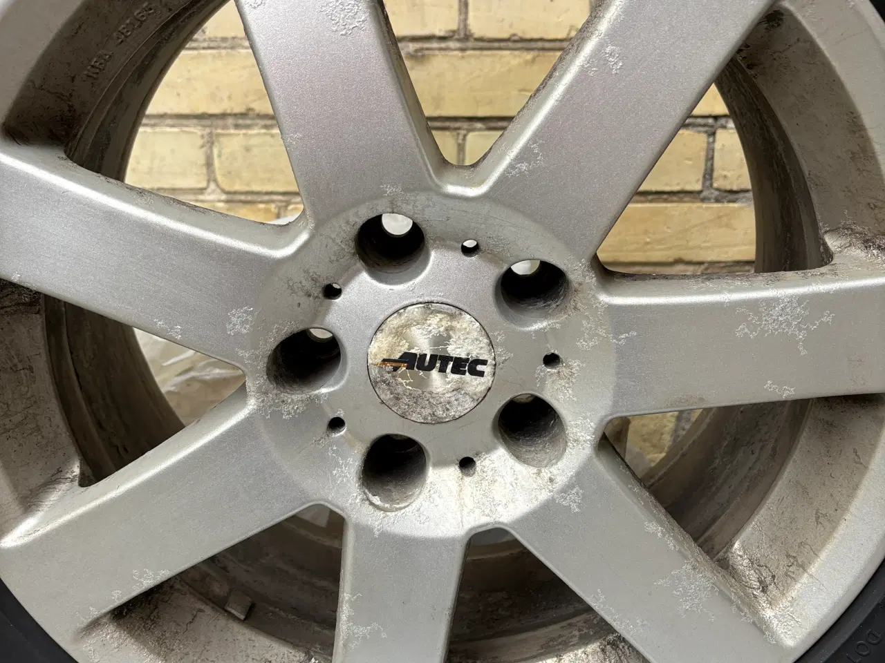 Billede 2 - Fælg med dæk - vinterdæk