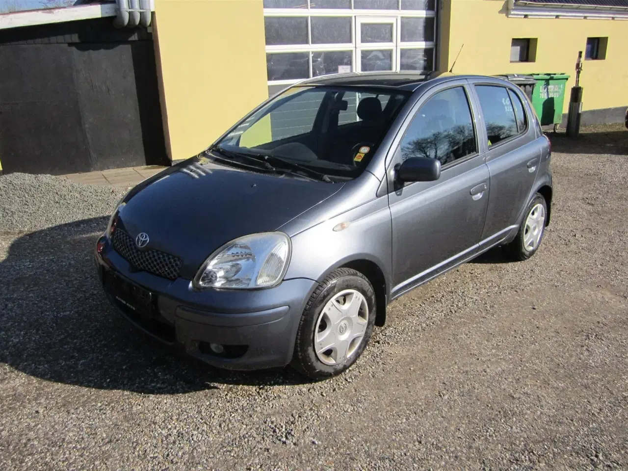 Billede 1 - Toyota Yaris 1,0 Linea Terra MMT 68HK 3d
