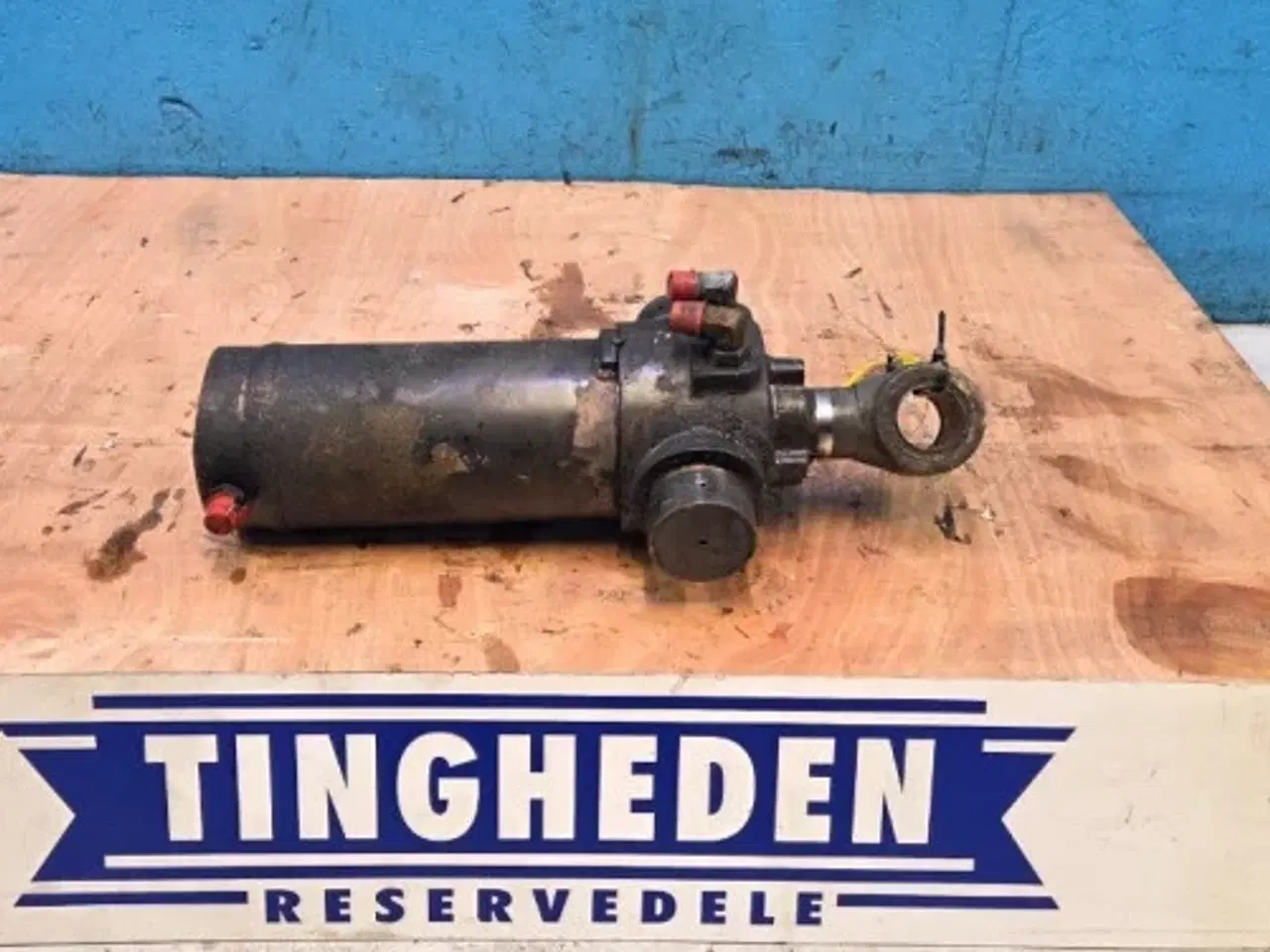 Billede 1 - New Holland LB110 Cylinder 85800365