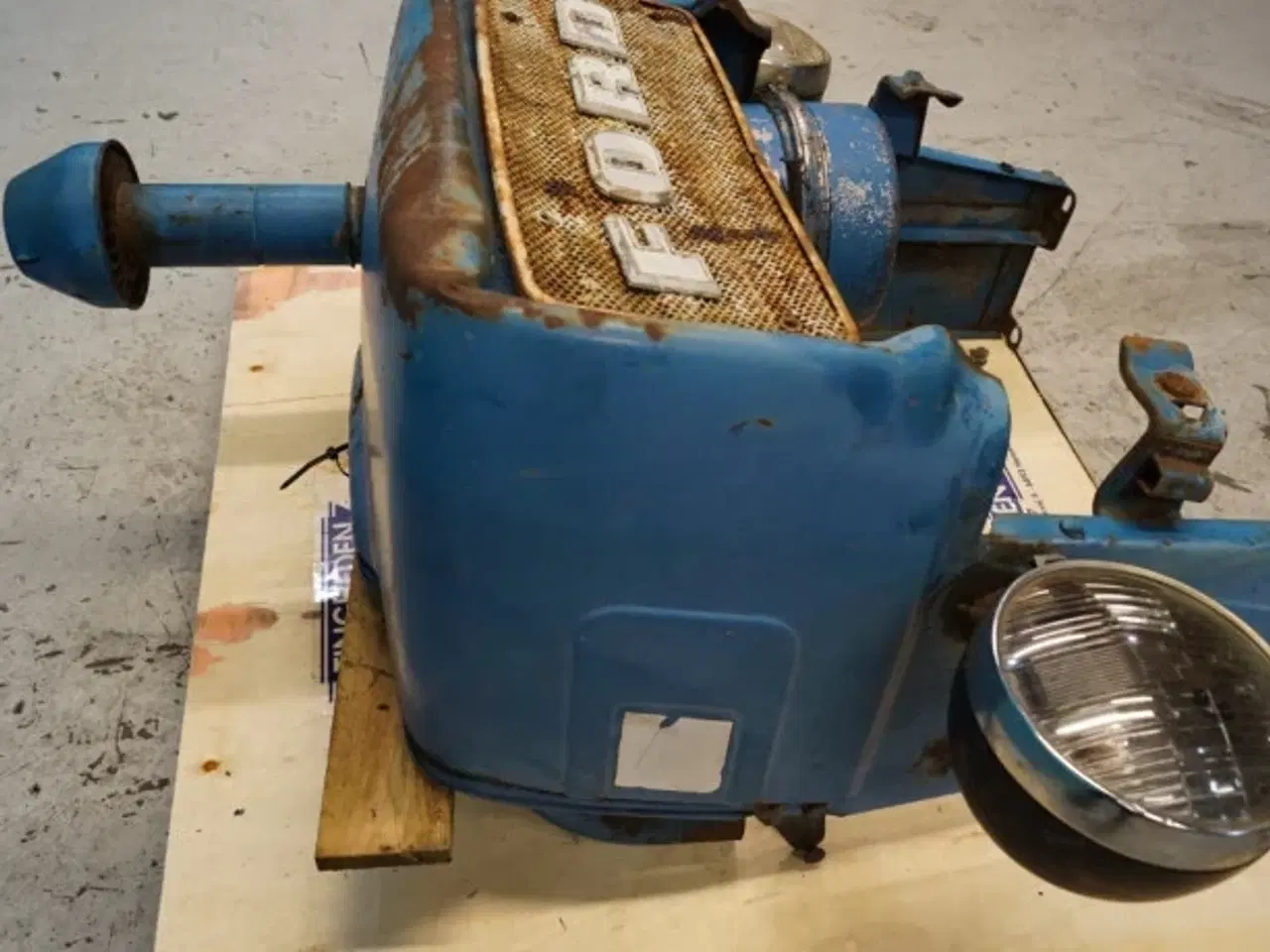 Billede 19 - Ford 4000 Fronthjelm C5NN8N202AH