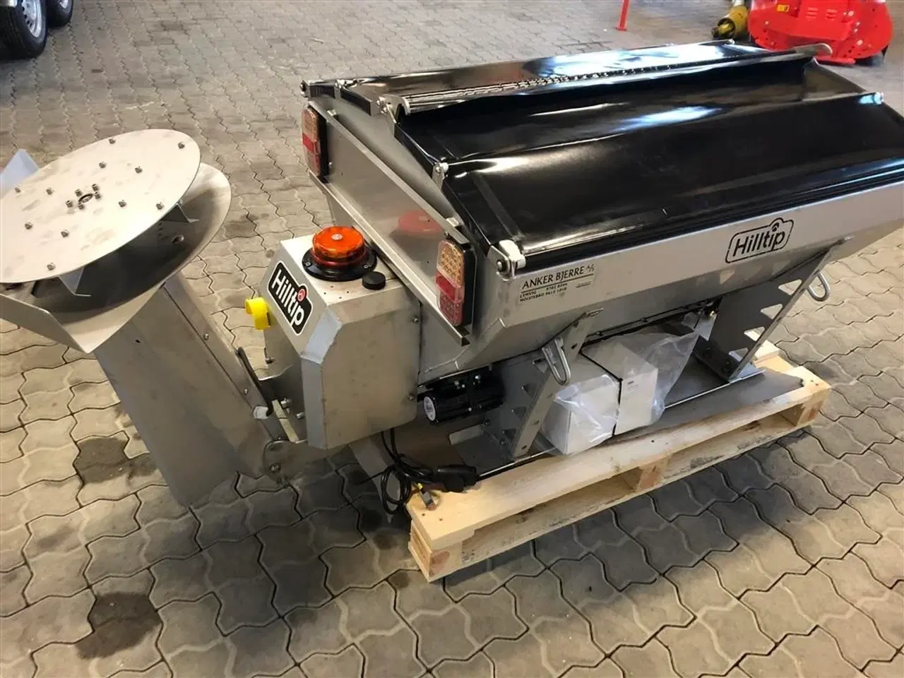 Billede 1 - HillTip ICESTRIKER 380