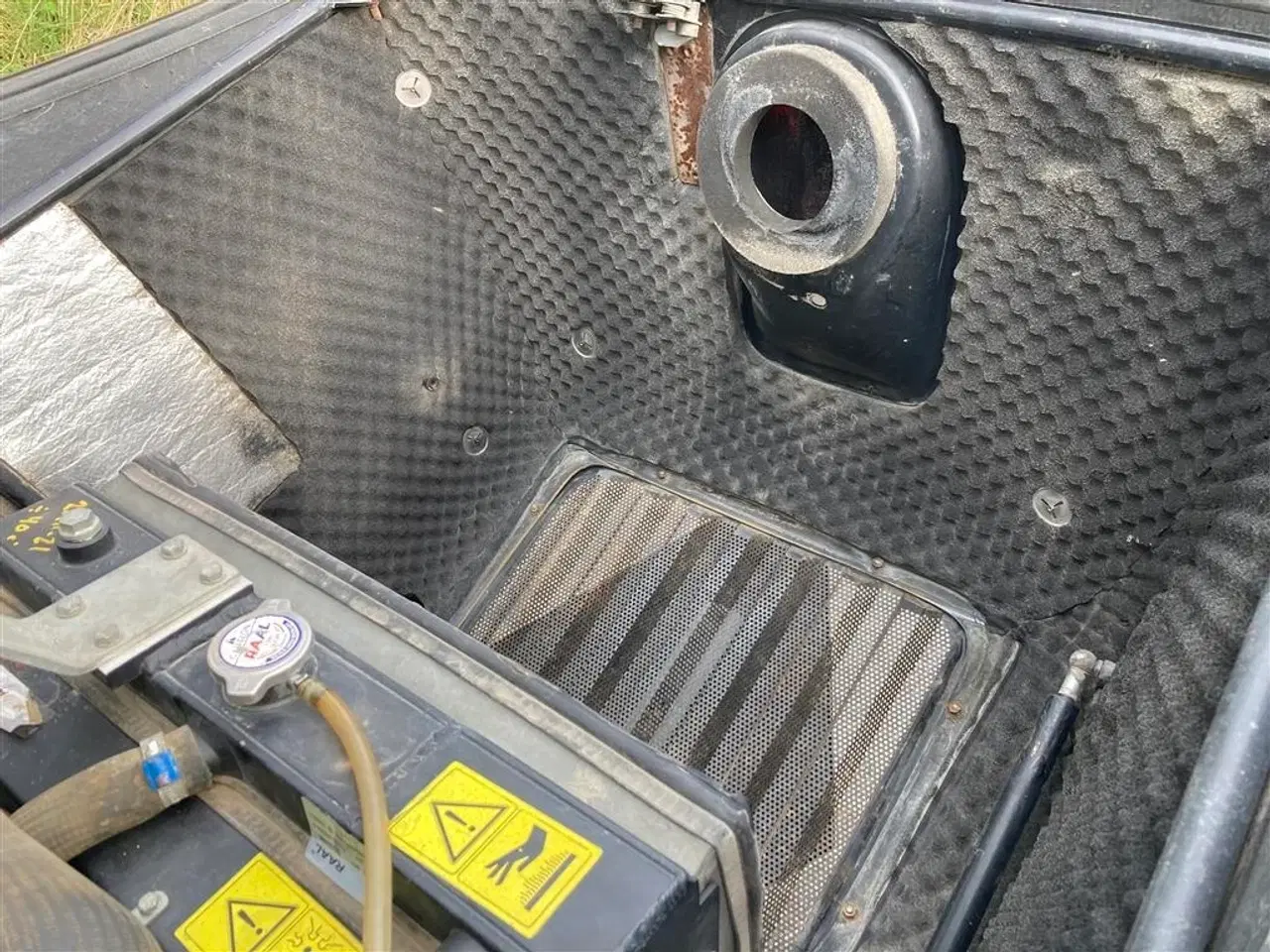 Billede 11 - Giant 452 T HD, Minilæsser. Skovl og Pallegafler