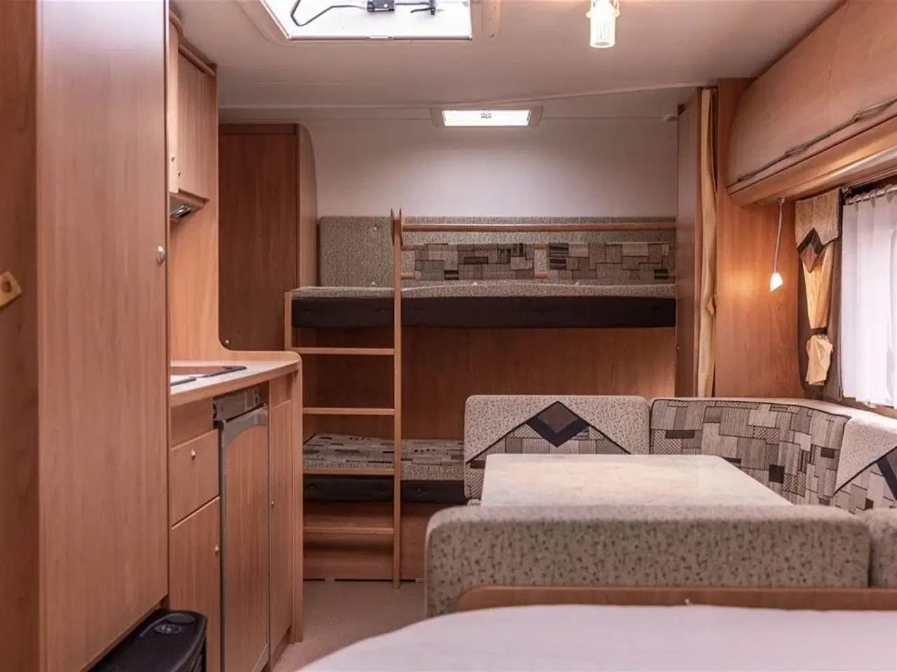 Billede 3 - 2003 - Bürstner Ventana 550 TK Stor og flot familievogn