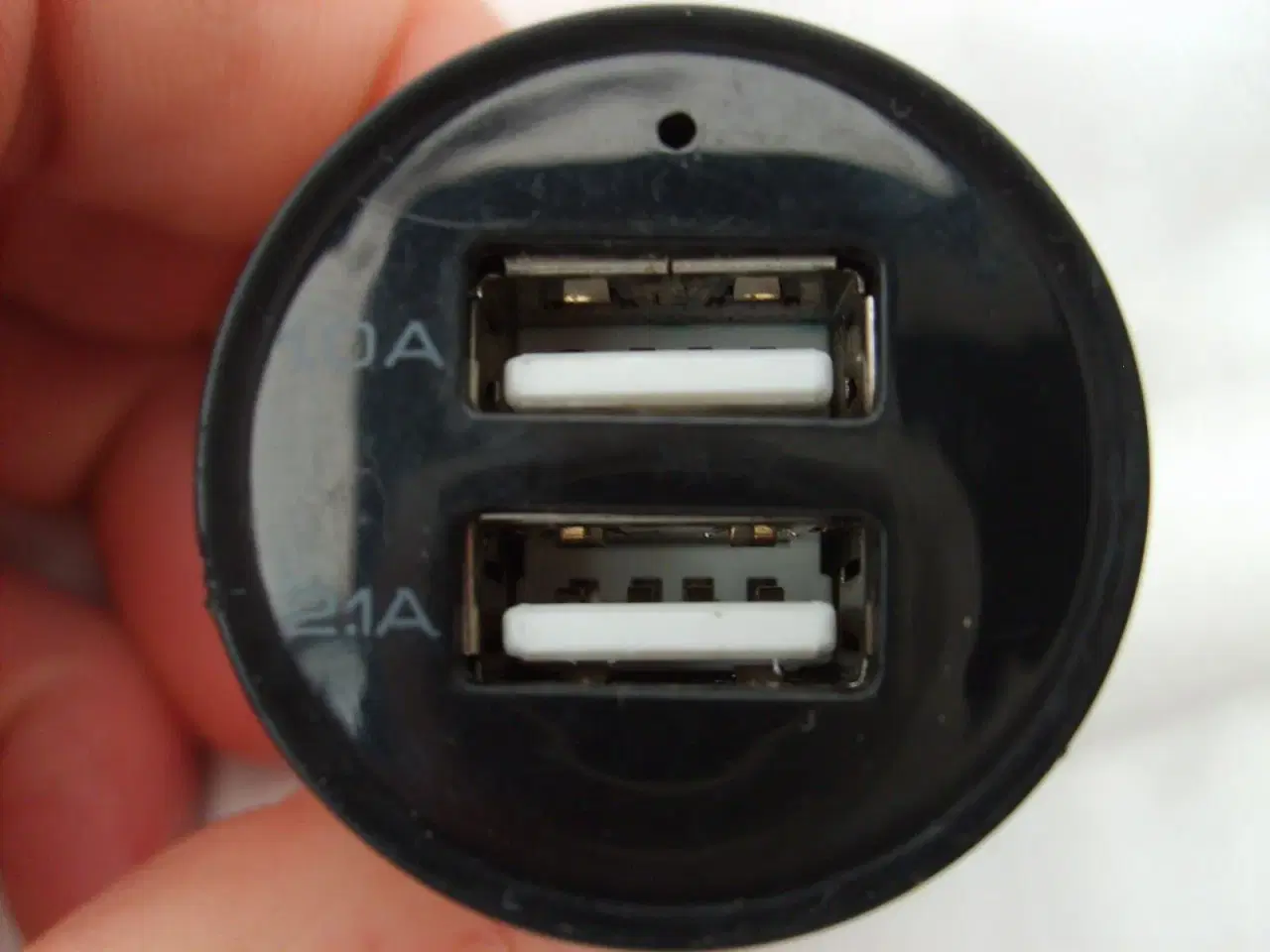 Billede 2 - Autolader/Cigartænderadapter 2 USB stik 2,1A og 1A