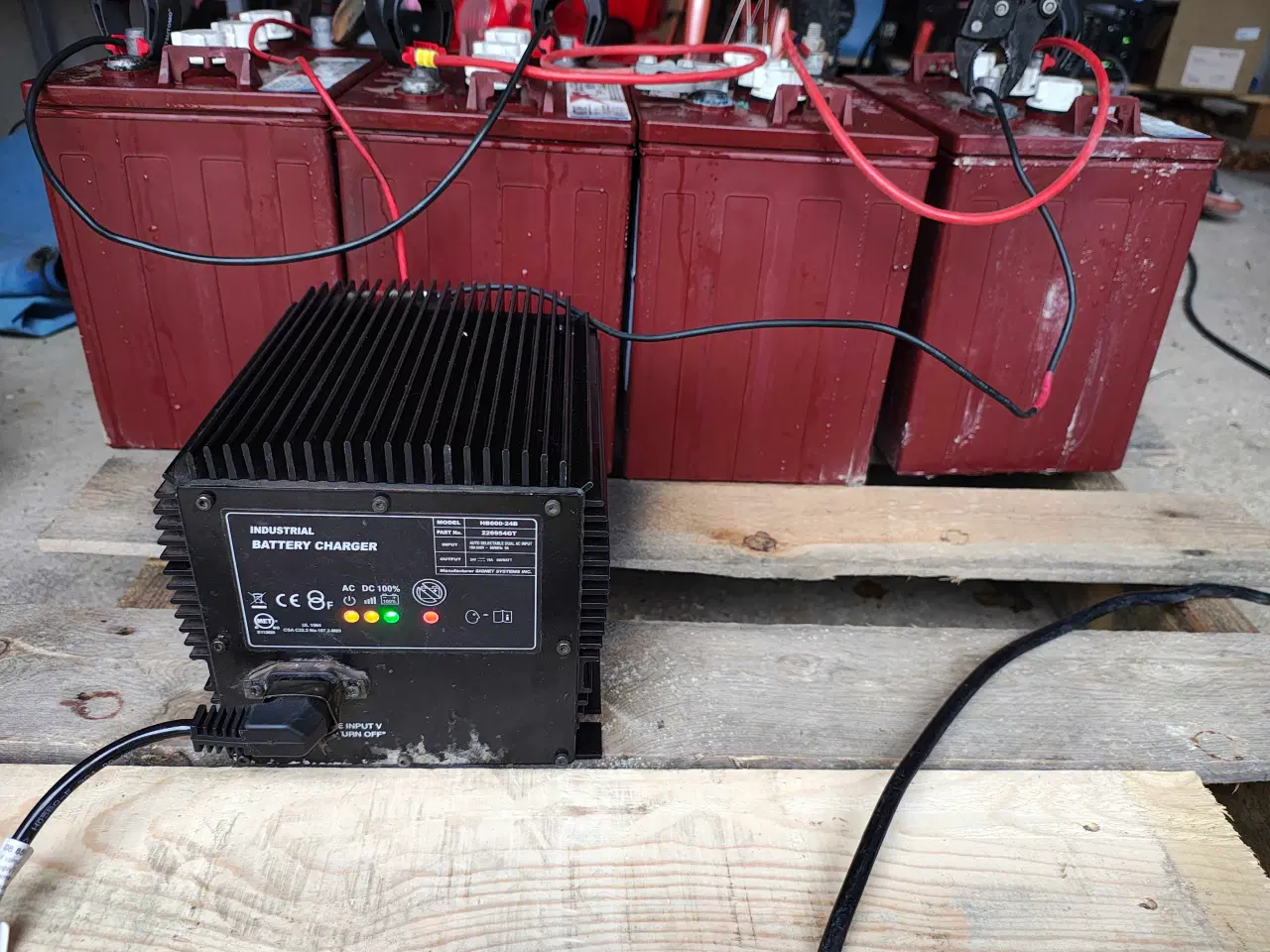 Billede 2 - Lader 24v 