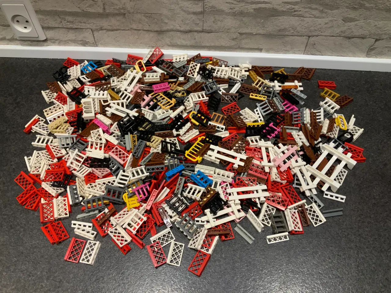 Billede 1 - Lego hegn