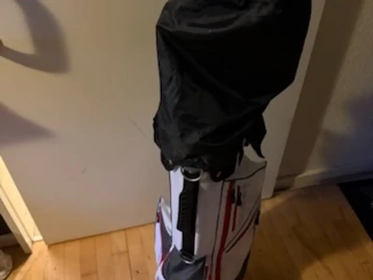 Billede 5 - Golfudstyr  mef det hele 