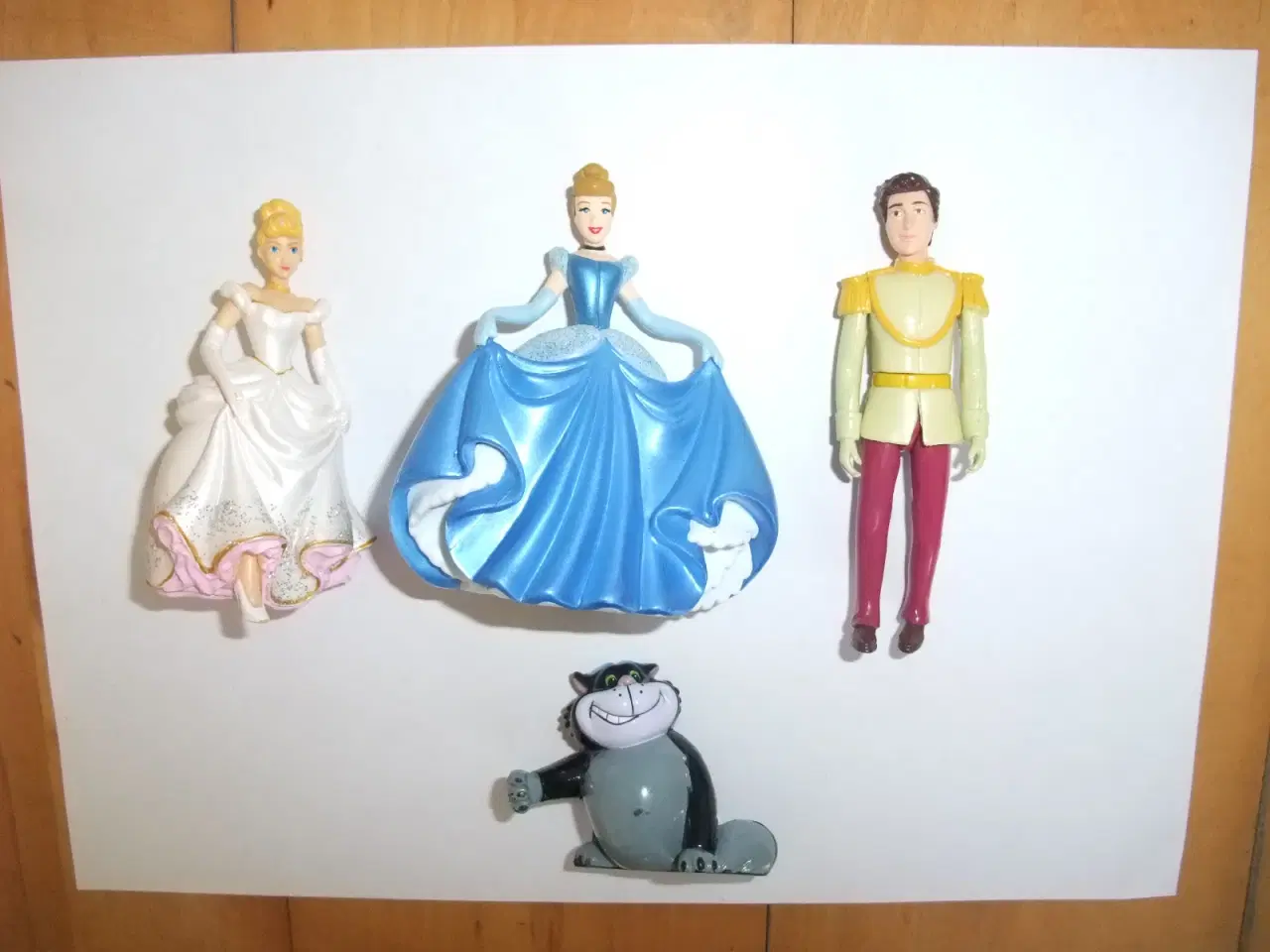 Billede 2 - Askepot Figurer