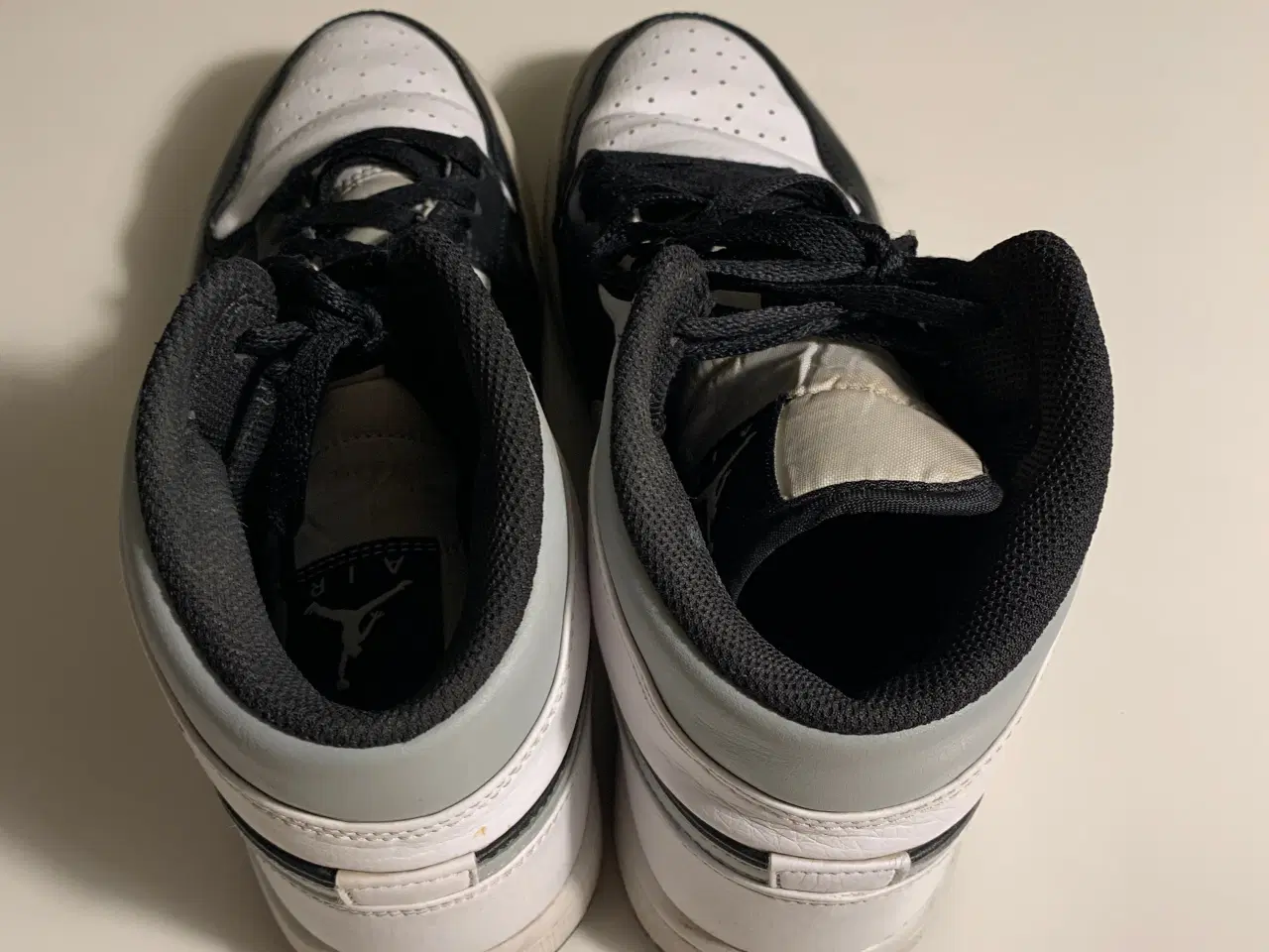 Billede 6 - Nike Air Jordan 1 Mid Black and White