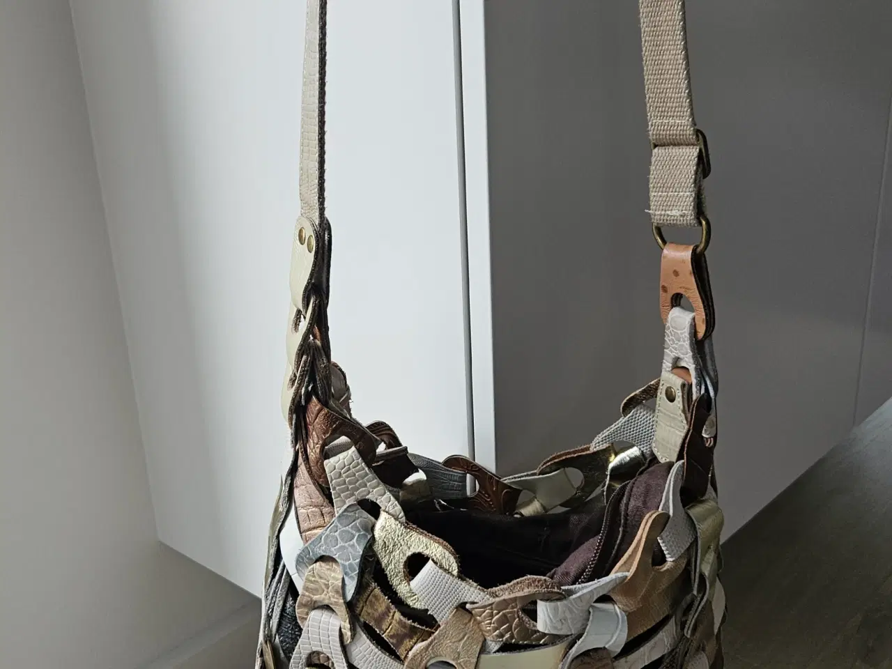 Billede 1 - Flettet taske fra Octopus Denmark. Model Annabella