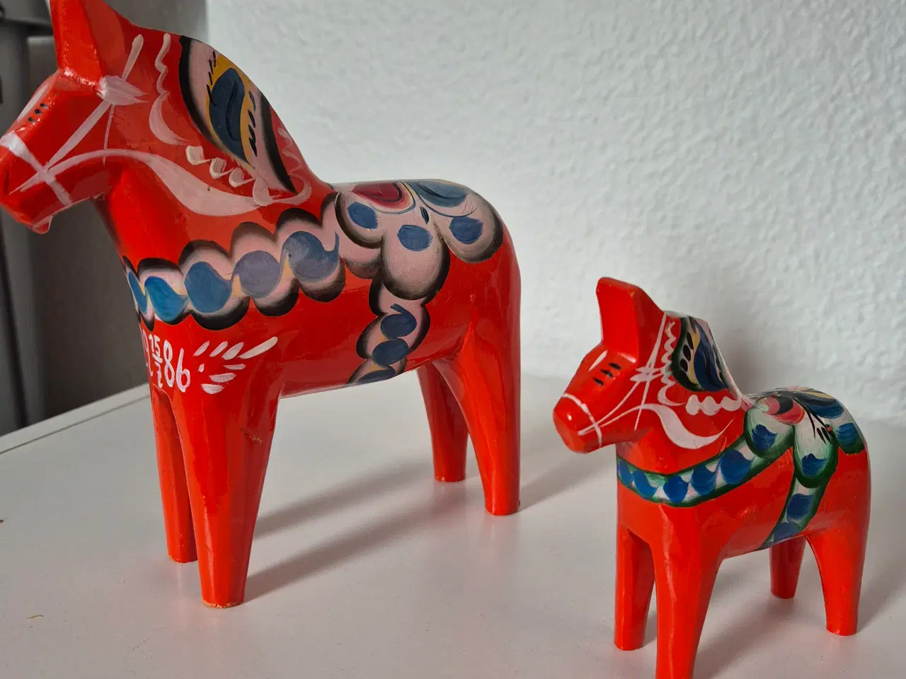 Billede 2 - Dalarheste 2 stk