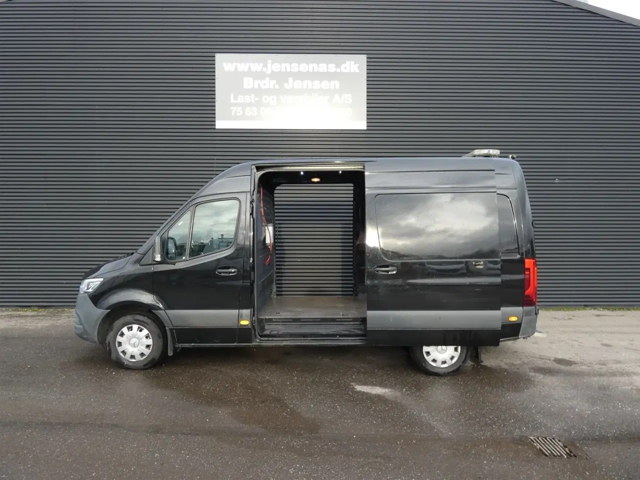 Billede 1 - Mercedes-Benz Sprinter 319 3,0 CDI A2 H2 RWD 190HK Van Aut.
