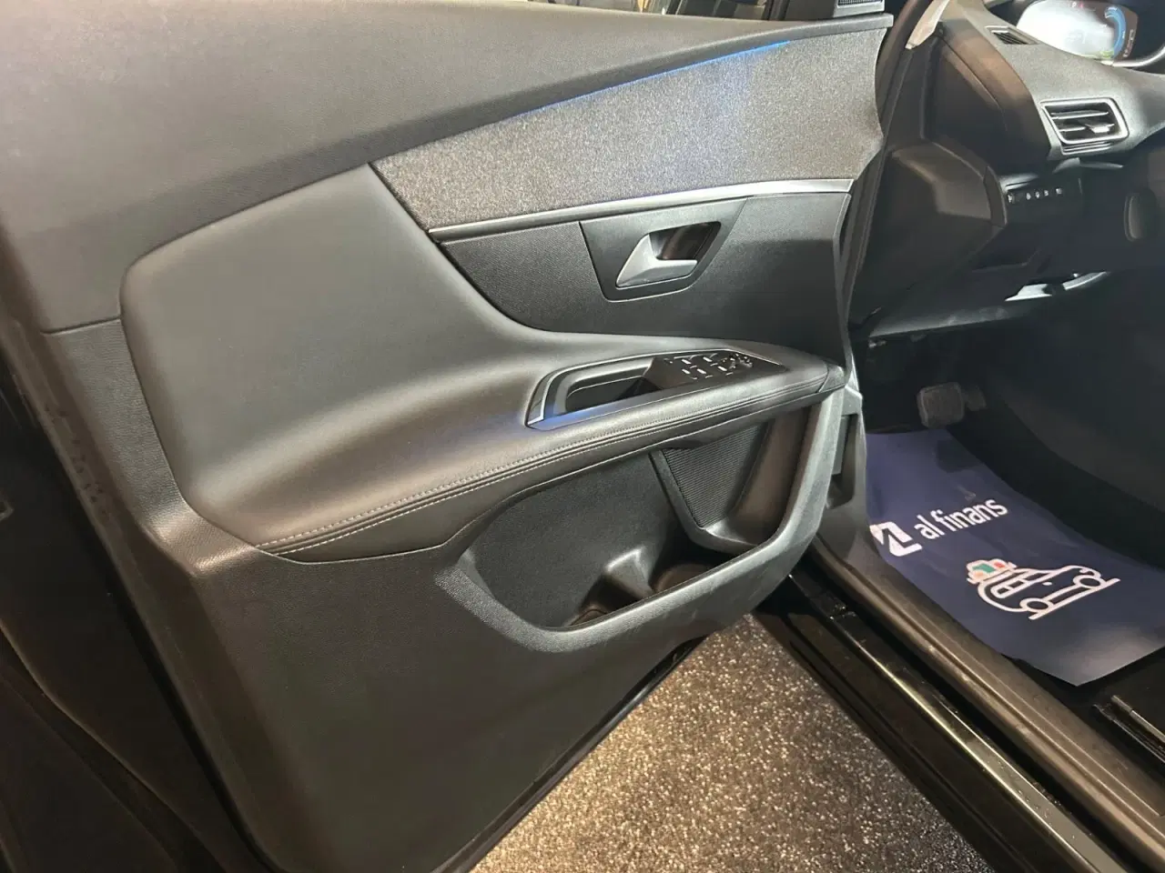 Billede 16 - Peugeot 3008 1,6 Hybrid Allure Limited EAT8