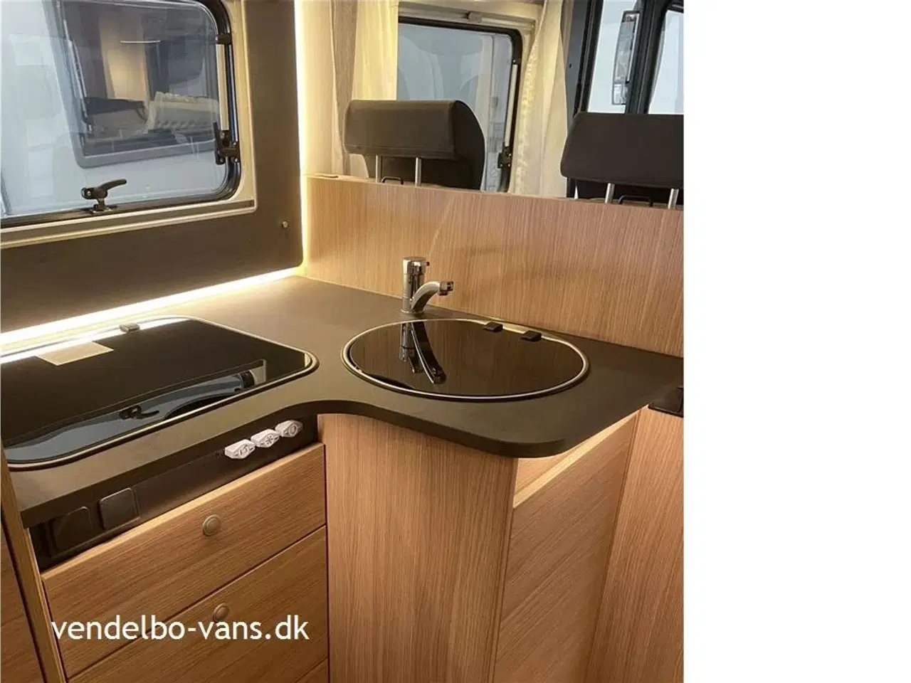 Billede 8 - 2023 - SunLight I 67S Aut.   Enkeltsenge - stor garage - 180 HK automatgear