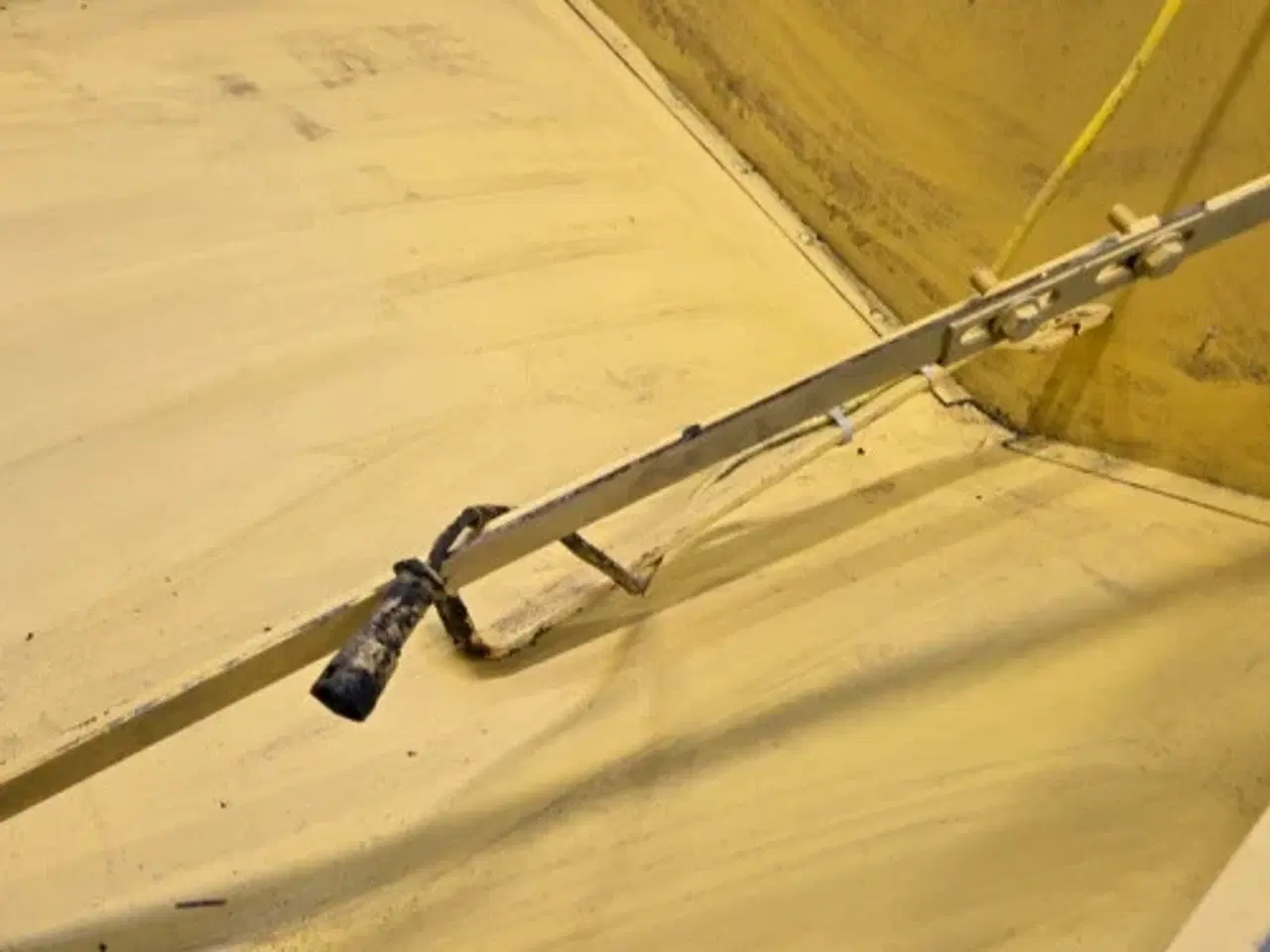 Billede 3 - New Holland TX68 Beskyttelseskærm 84036873