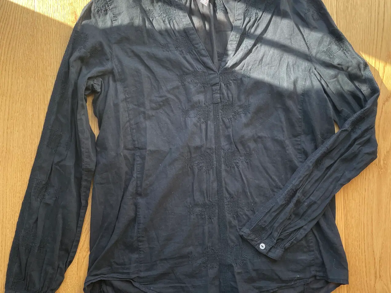 Billede 1 - Esprit sort bluse