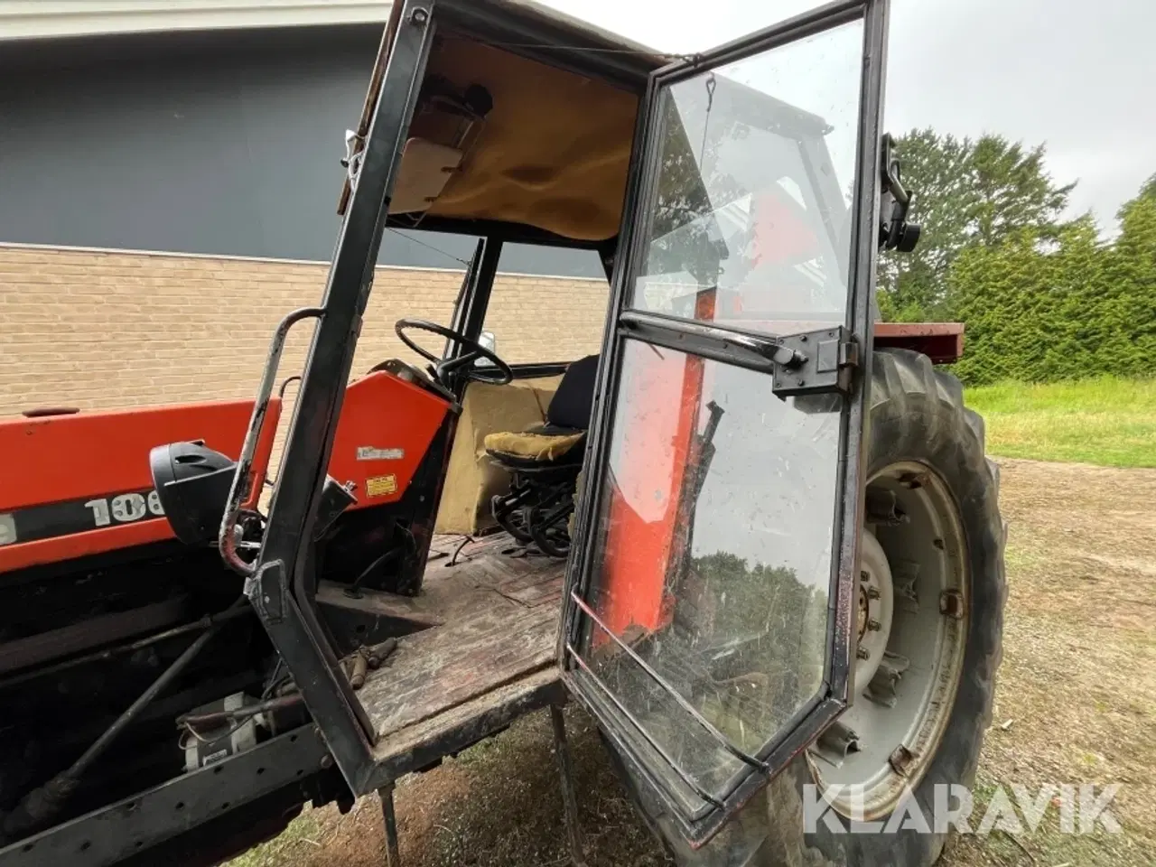 Billede 9 - Traktor Ursus C-385 med frontlift