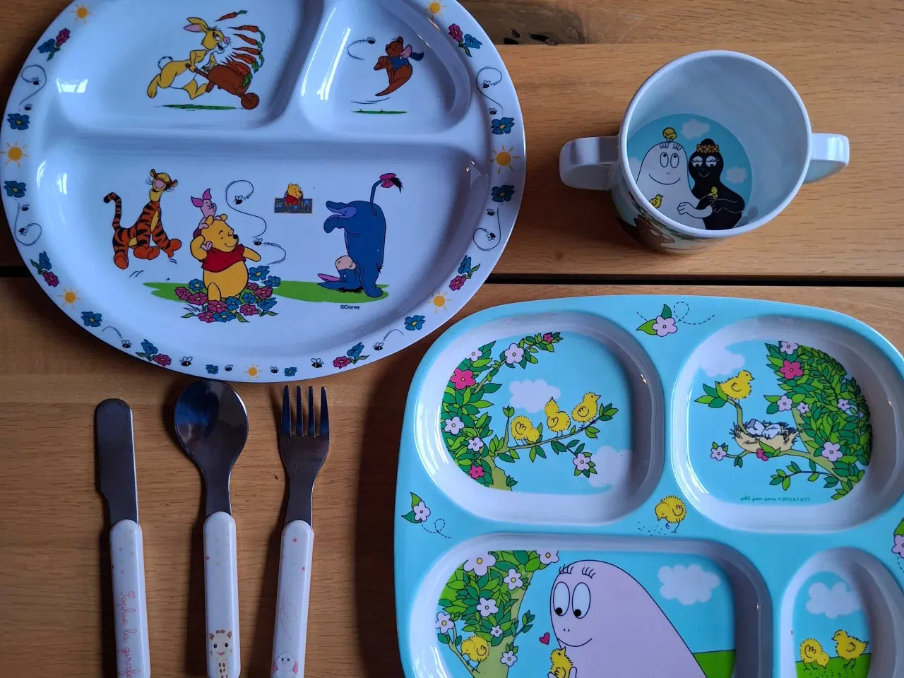 Billede 4 - Børne bestik, tallerkner og krus