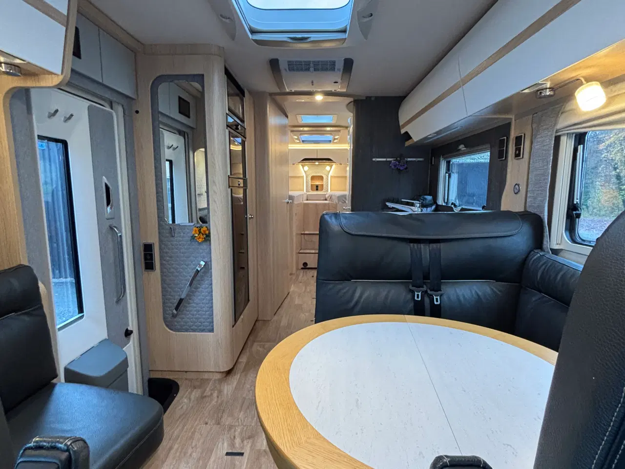 Billede 19 - Autocamper til salg - Hymer Master Line ML I 880