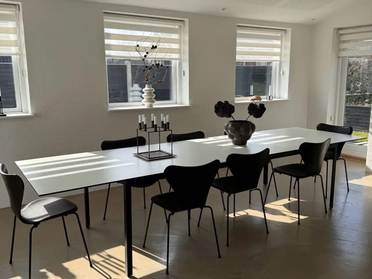 Billede 1 - Eksklusivt Kant 8000C Designer spisebord - op til 