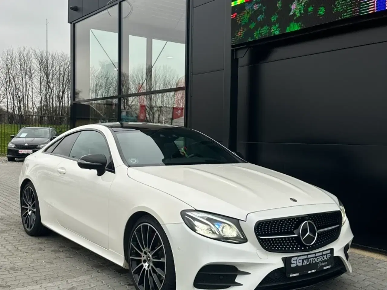 Billede 1 - Mercedes E220 d 2,0 AMG Line Coupé aut.