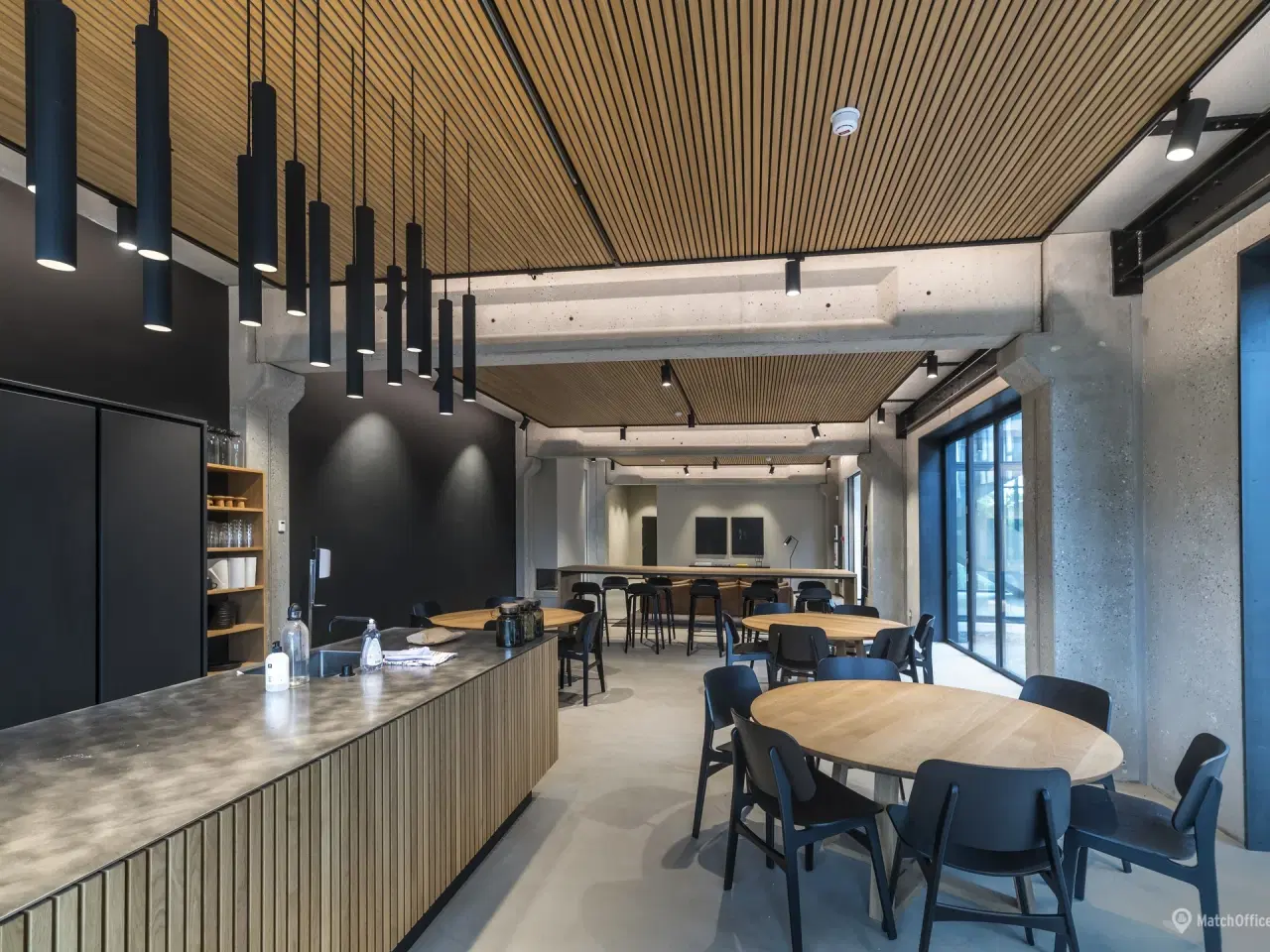 Billede 8 - Sjældent udbudt kontor med bedste beliggenhed og direkte udsyn til grønne omgivelser - GRATIS PARKERING