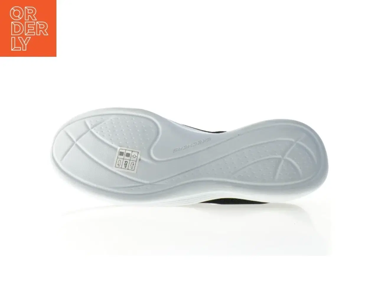 Billede 2 - UBRUGTE Sorte Air cooled Memory Foam sneakers fra Skechers (str. 41)