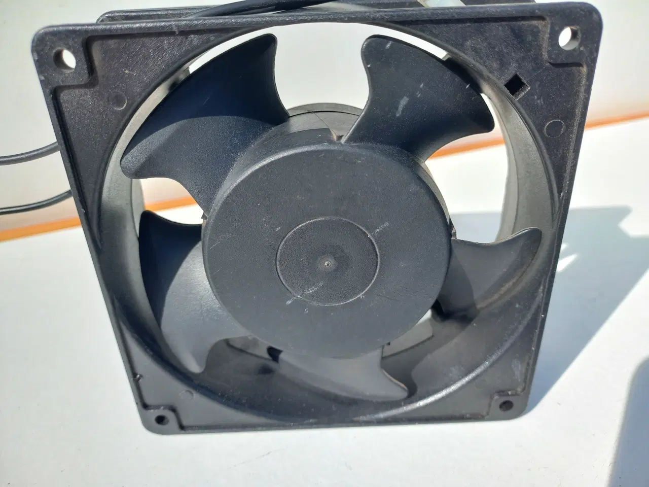 Billede 2 - VENTILATOR 